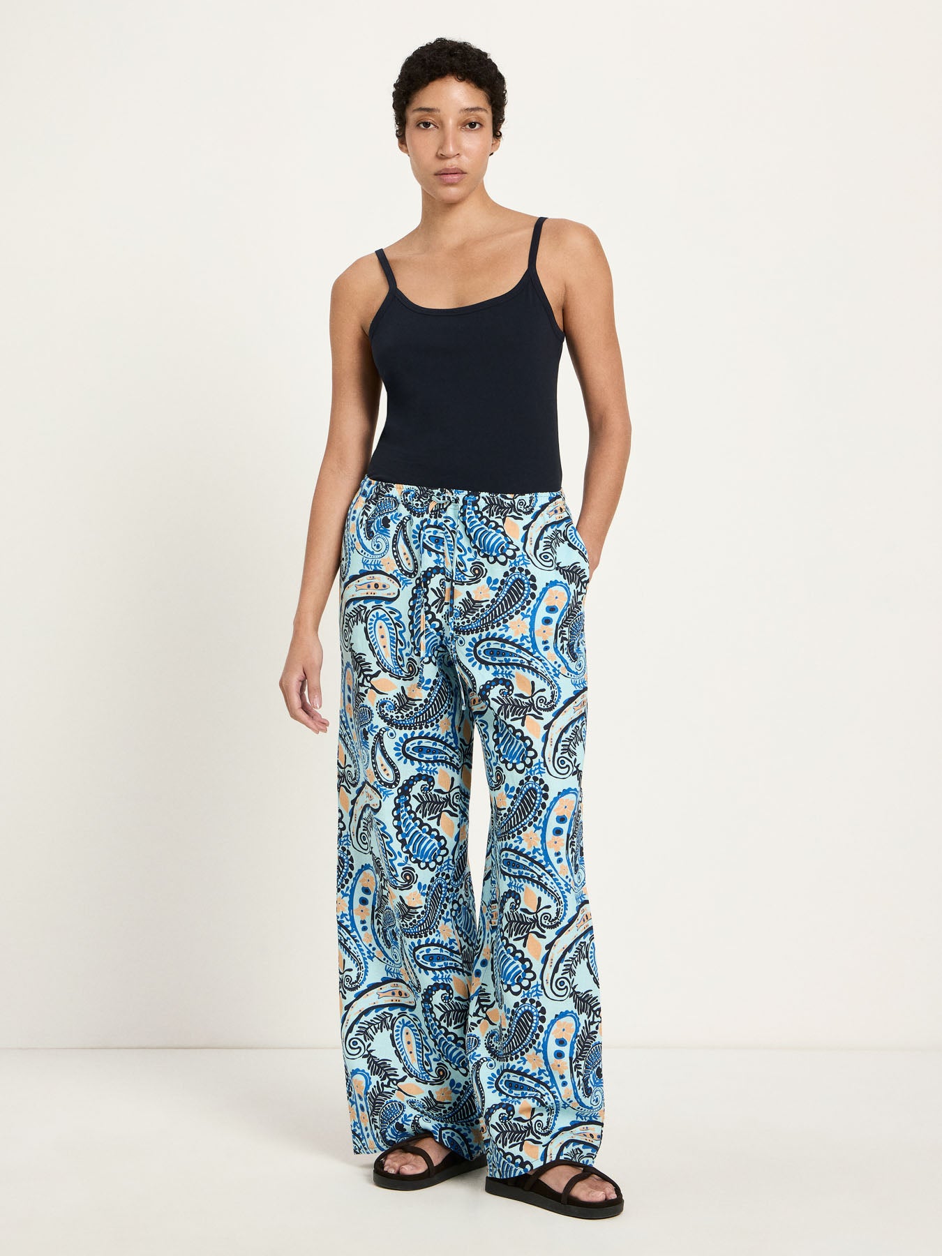 Hose mit Tunnelzug (GOTS) - Print Paisley Mint von Lanius